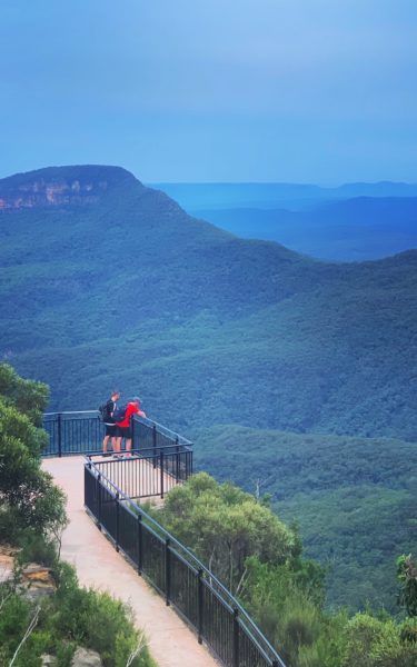 Are the Blue Mountains really blue?