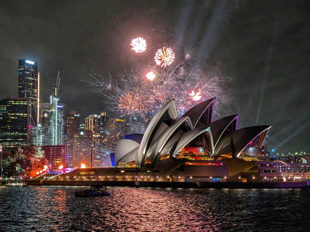 Sydney New Years Eve views, Opera House fireworks