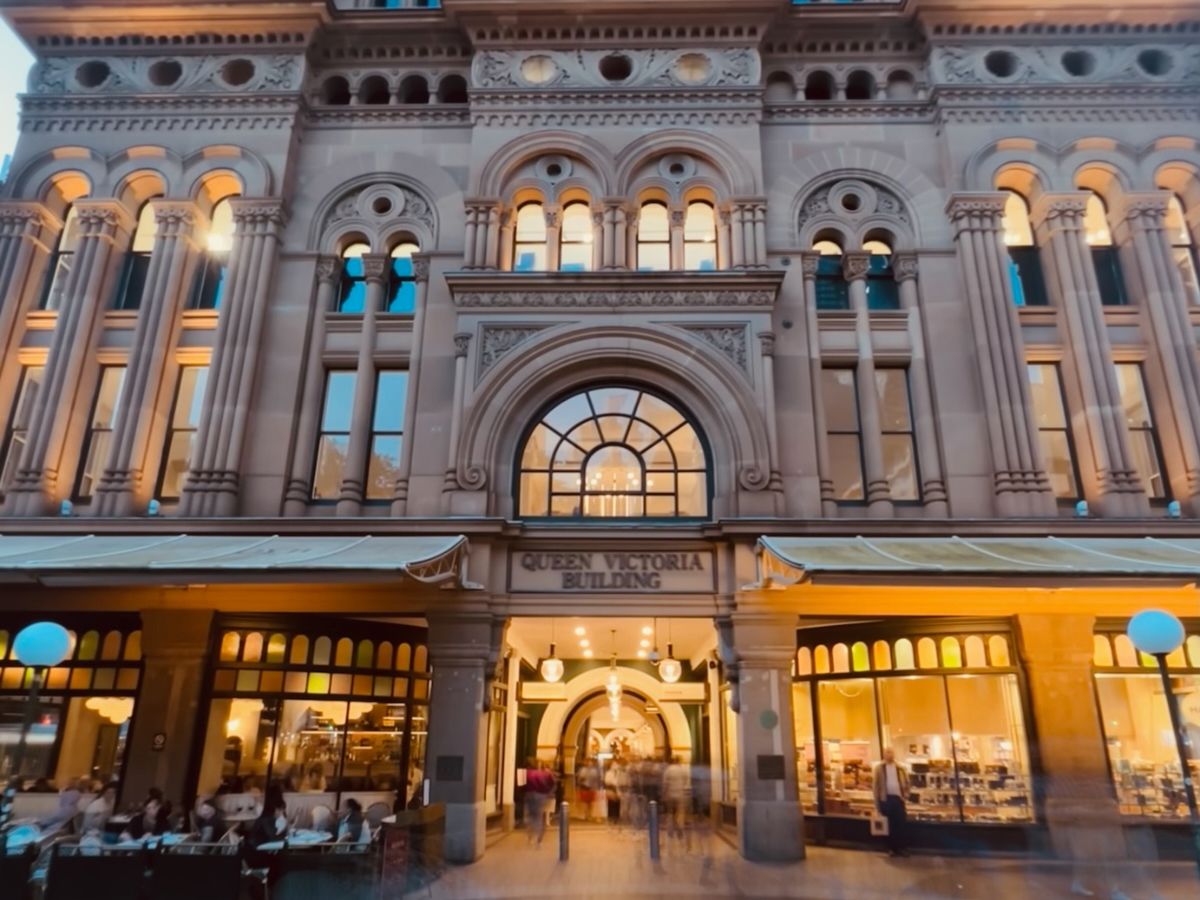 Best Sydney Itinerary 3 and 5 days - QVB