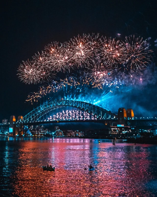 Sydney is one of the world’s most popular New Year’s Eve destinations and the biggest night of the year for the locals too. And restaurants at the best vantage points around Sydney Harbour are in high demand to view our stunning, world-renowned fireworks spectacular. So even six months out, now is a great time to consider booking a table if you’re planning a trip to Sydney during the end-of-year celebrations.We’ve put together this handy guide to the best restaurants for optimal views – from family-friendly to premier dining spots – to ring in 2026 Sydney-style! Head to our blog to start your planning: yoursydneyguide.com.au/sydney-nye-dining 📷 Andreas Rasmussen📷 Walter Li📷 Yifan Feng📷 Martin Škeřík#newyearseve #sydneyrestaurants #finedining #familyfriendly #sydney #australia #yoursydneyguide #sydneyharbour #fireworks #seeaustralia #australiatravel #travelsydney #sydneytrip #exploresydney