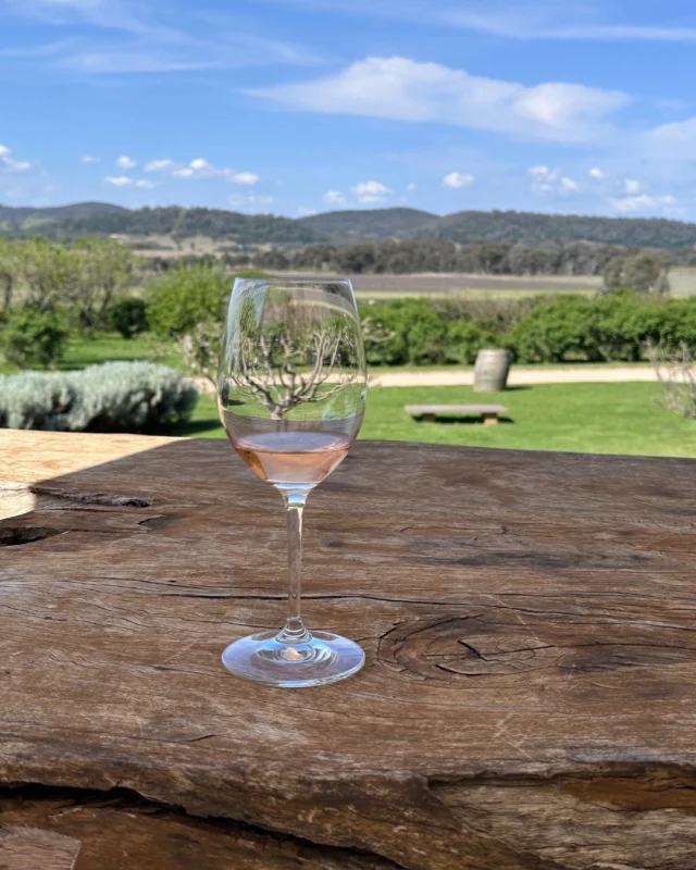 On a recent mini break to the beautiful rural region of Mudgee, three hours west of Sydney over the Blue Mountains, Your Sydney Guide found some amazing wineries where we also enjoyed some stunning food. The wine was so good we drank most of it before we even thought to take a pic!#mudgee #mudgeeregion #yoursydneyguide #visitnsw #winery #wine #finefood