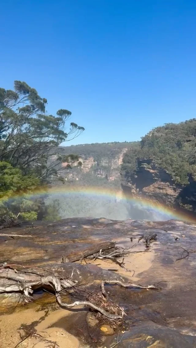 🎶 Somewhere over the rainbow 🌈 way up high, there's a land that I heard of... called Fitzroy Falls in the Southern Highlands 🎶#fitzroyfalls #southernhighlands #yoursydneyguide #sydneyaustralia #privatesydneytours