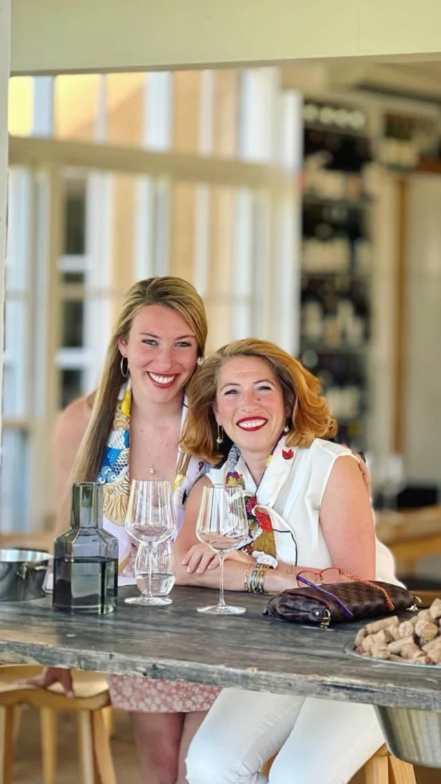 To all the mums out there, and all the lovely mums who have joined us on tour, Happy Mother’s Day from the team at YSG 🌼#mothersday #lovemum #yoursydneyguide #sydneyprivatetours #travel #Sydney #Australia #luxurytravel #seesydney #visitnsw #seeaustralia #igtravel #vacation #familytravel